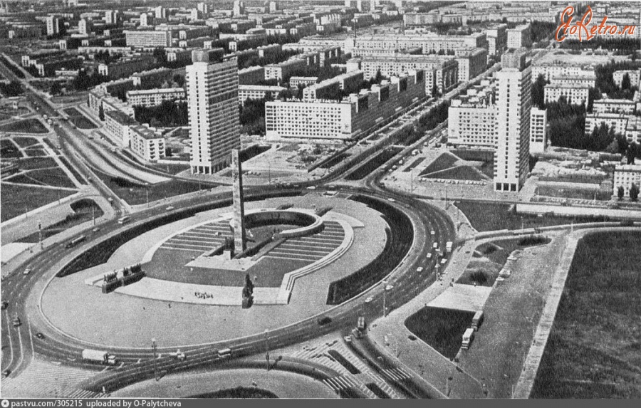 Санкт-Петербург - Монумент защитникам Ленинграда