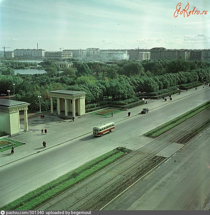 Санкт-Петербург - Московский парк Победы