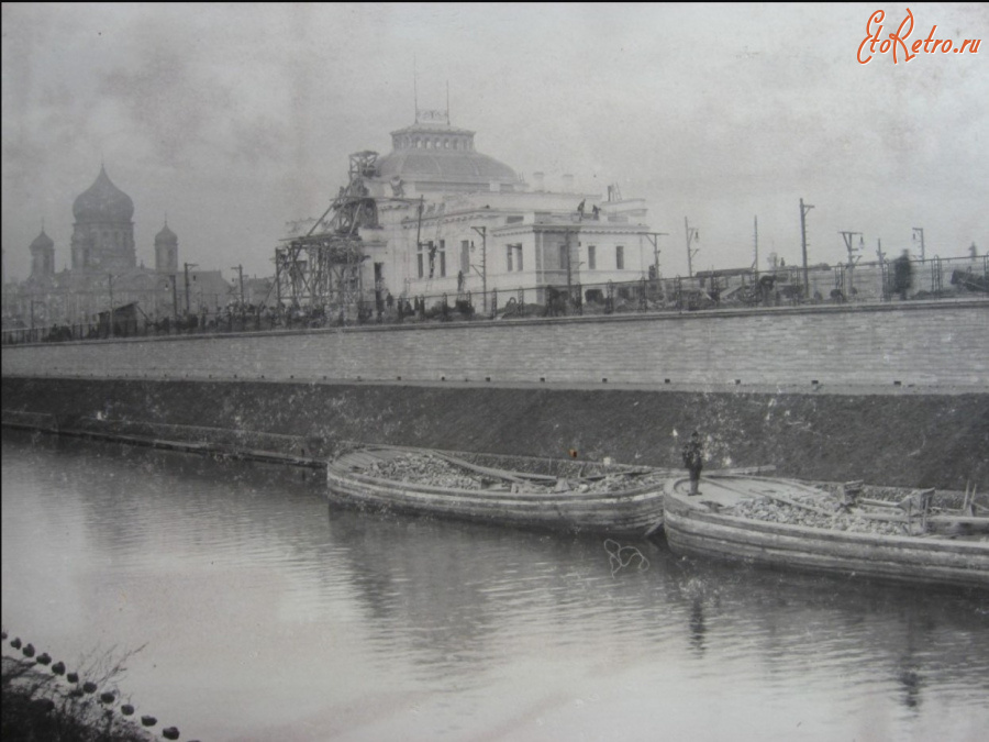 Санкт-Петербург - Вид на Императорский павильон с Обводного канала