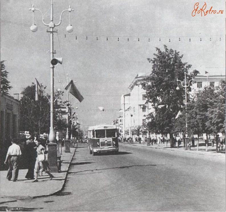 Ижевск - Ижевск  Автобус ЗиС-154 на Советской ул,, 50-е годы