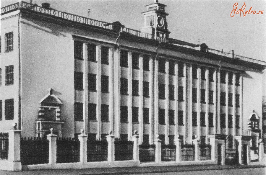 Магнитогорск - Школа на улице Калинина