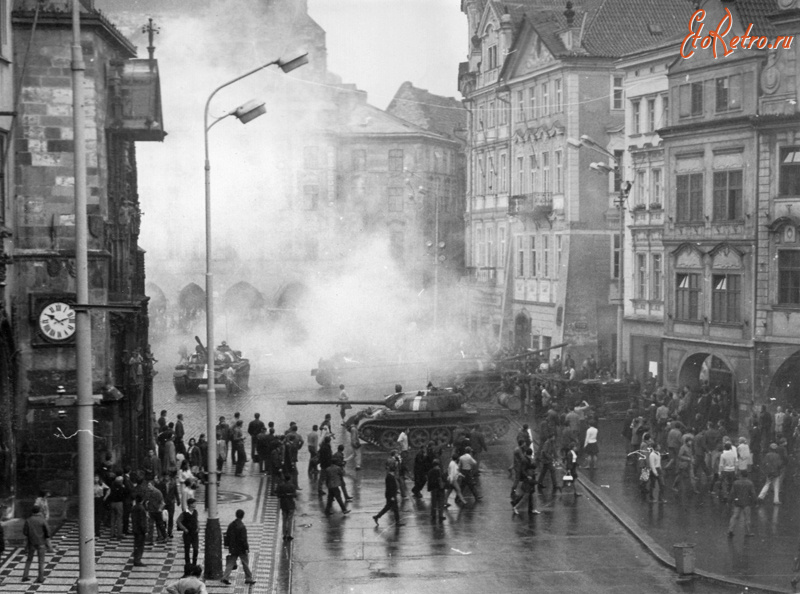 Прага - Прага.  Окупація з 21 серпня 1968 року.