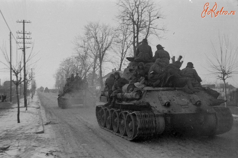 Польша - Советские танки Н-ской части на территории Польши