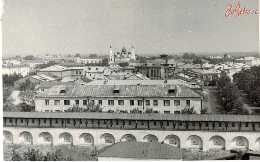 Ярославль - Стена Спасского монастыря г. Ярославль