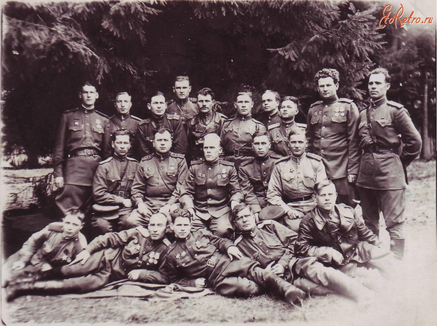 Германия - Група офіцерів РККА (Радянської армії) на Одері. Німеччина, квітень 1945 року