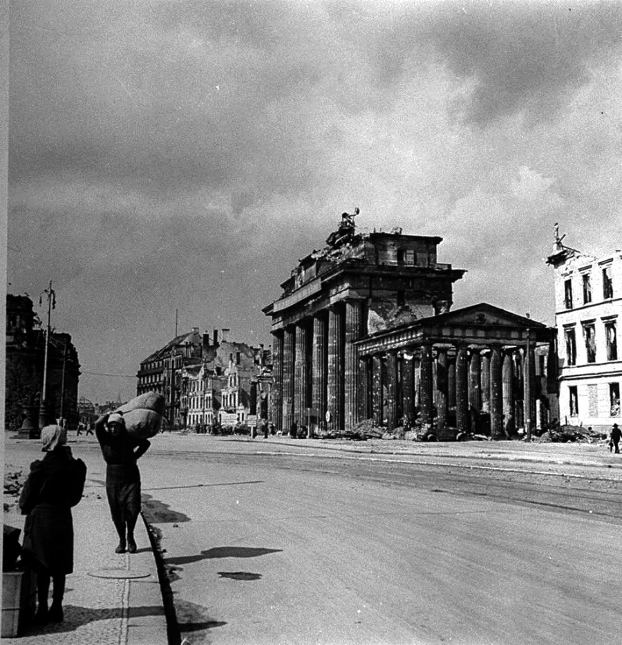 Берлин - Брандербургские ворота.