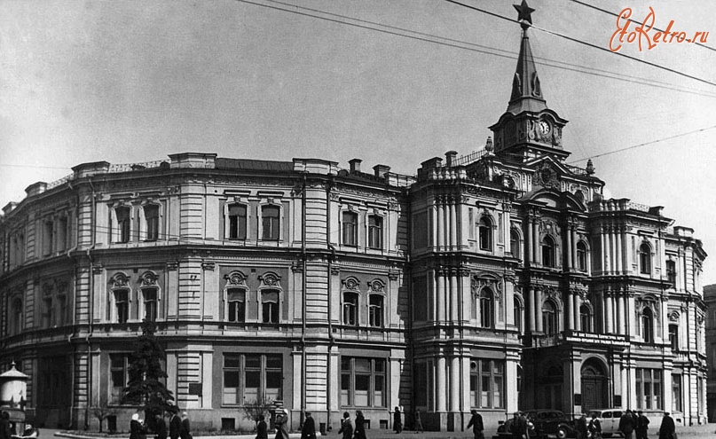 Киев - Здание, в котором располагались Областной и городской партийные комитеты КП(б)У, ул. Воровского, 18 (бывшая городская дума).