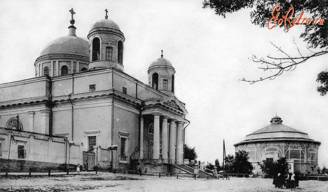 Киев трехсвятительская улица