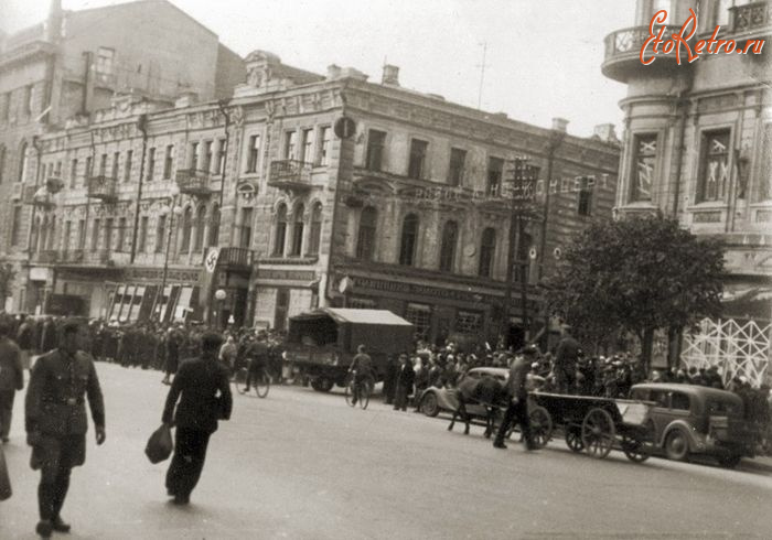 Киев - Київ.  Хрещатик на розі вулиці Прорізної. 1941 р.