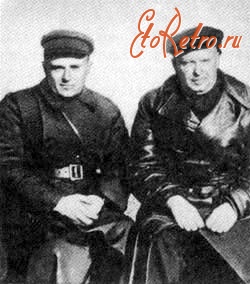 Знаменск - С.П.Королёв и С.И.Ветошкин-председатель комссии по пускам ракет Р-1.