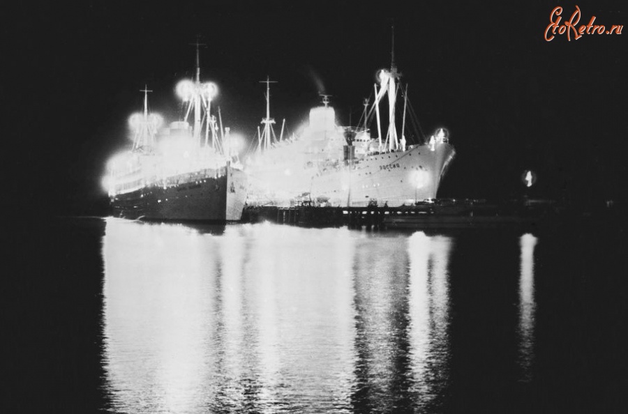 Одесса - Черноморское морское пароходство. Ночной порт Сухуми.