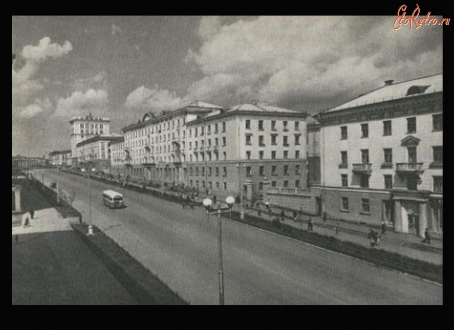 Уфа - проспект Сталина. Жилые дома. 1951 - 1953 годы.