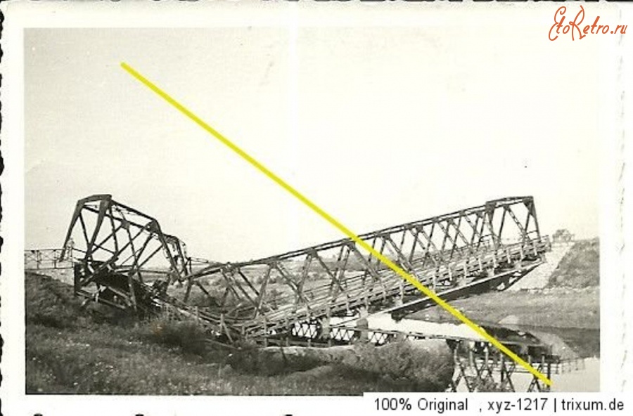 Коростень - Разрушенный при отступлении  железнодорожный мост через  реку Уж на линии Коростень-Житомир в 1941 году