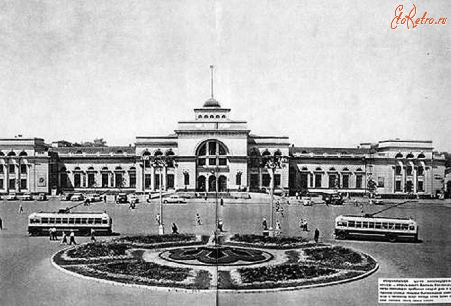 Донецк - Железнодорожный вокзал. Донецк, 1962 год
