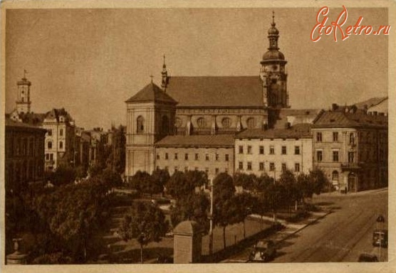 Львов - Башня ратуши - Bernhardiner-Kirche