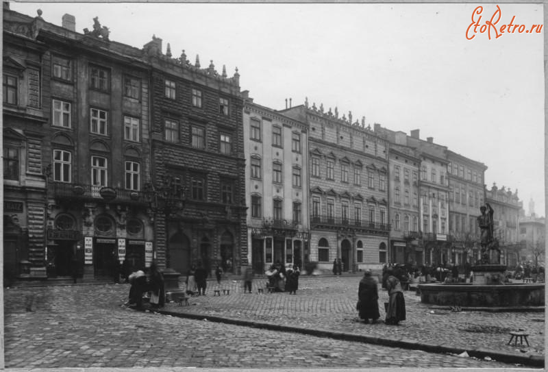 Львов - Львів. Площа Ринок.  Фото 1915 року.
