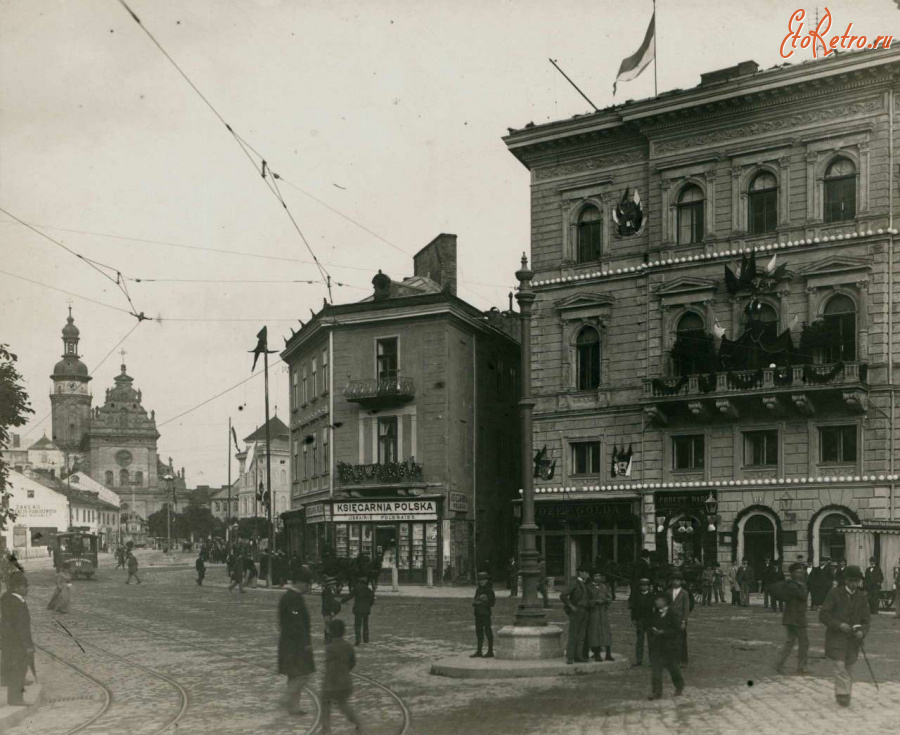 Львов - Львів.  Фрагмент двох площ-Марійської та Галицької. Фото 1894 року.