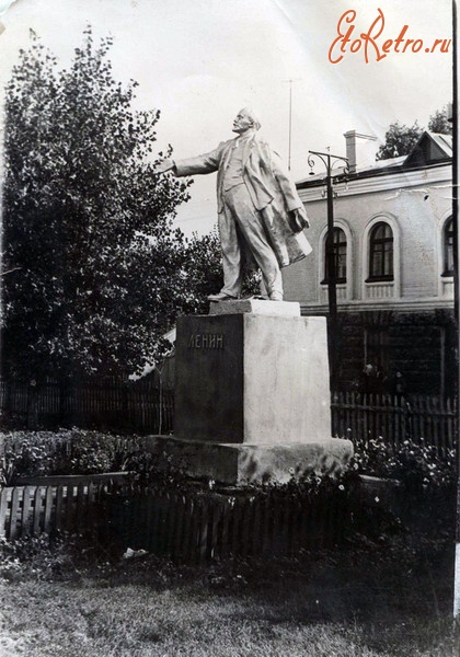 Ивановка - Памятник Ленину В.И.