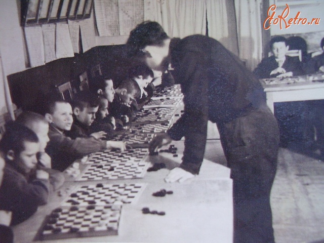 Пирятин - Пирятин  игра в шашки ( секция Золотая ладья)