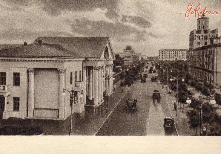 Волгоград - Сталинград. Коммунистическая улица.