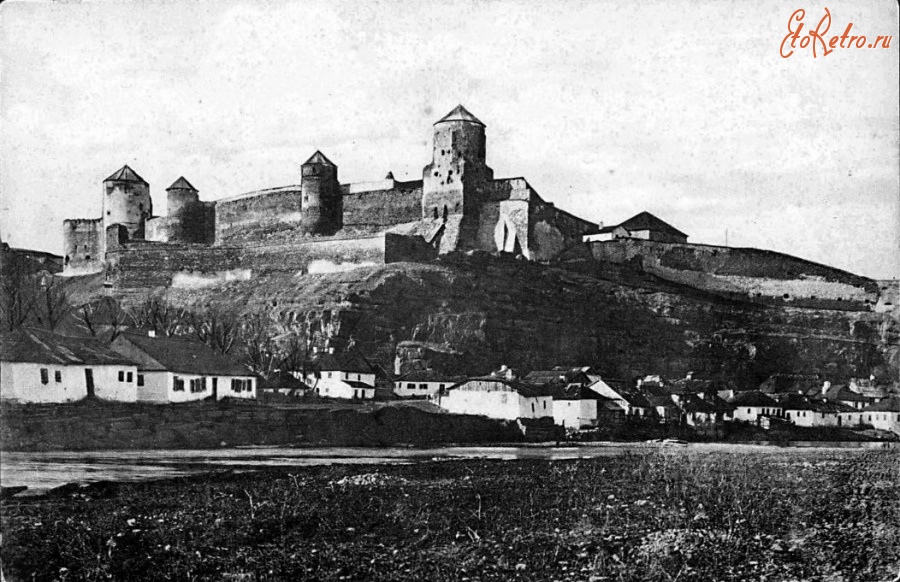 Каменец-Подольский - урецкая крепость со стороны Карвасары Украина,  Хмельницкая область,  Каменець-Подольский район
