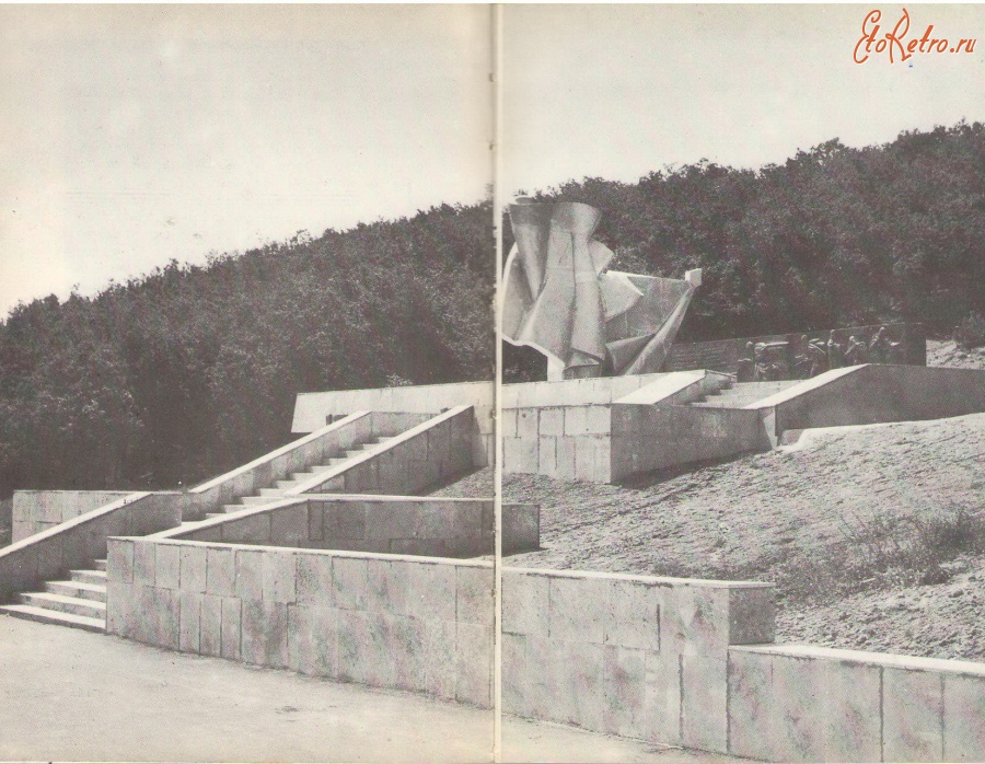 Севастополь - Памятник воинам 77-й ордена Суворова азербайджанской дивизии