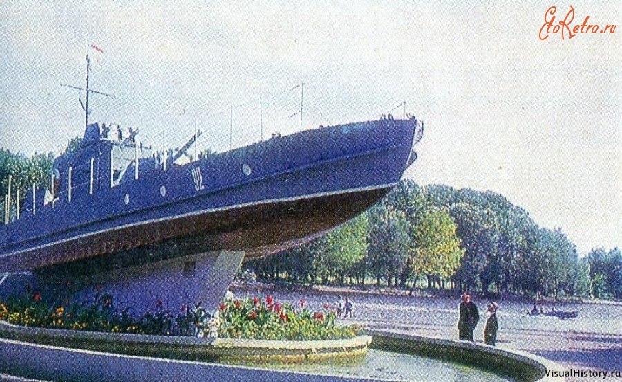 Пинск - 1975. Пинск . Памятник