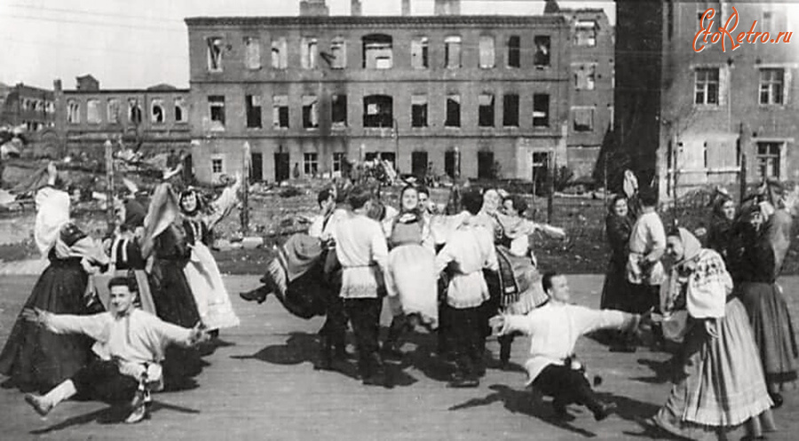 Воронеж - Концерт 1 Мая 1943 года в Воронеже.