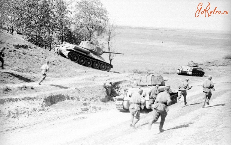 Австрия - Советские танки в районе Вены