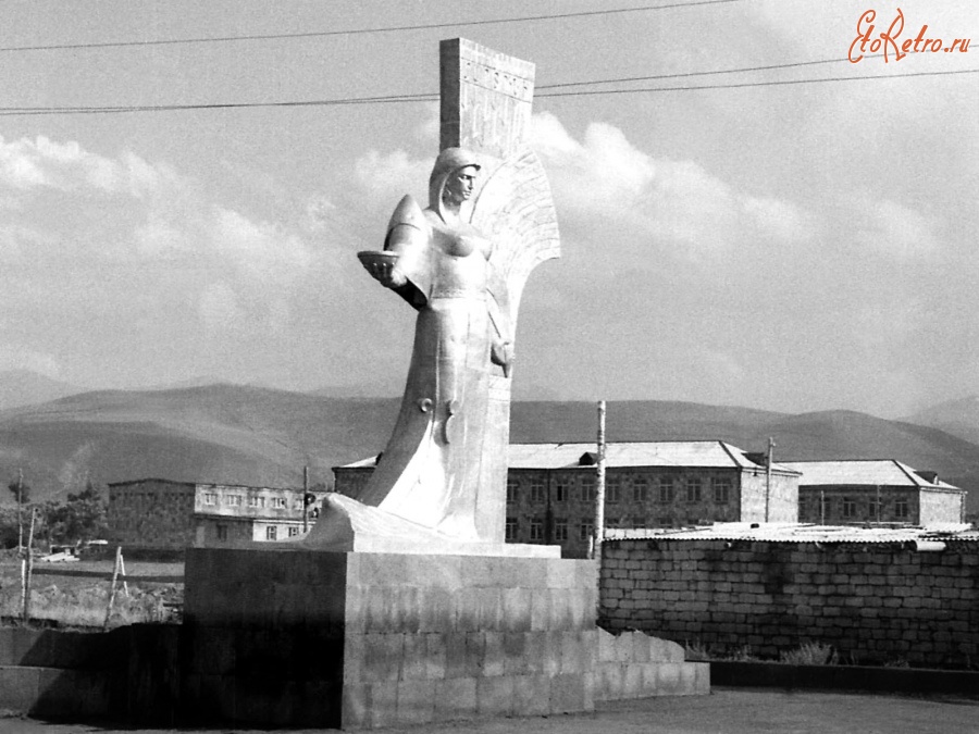 Армения - Армения, памятник, 1968