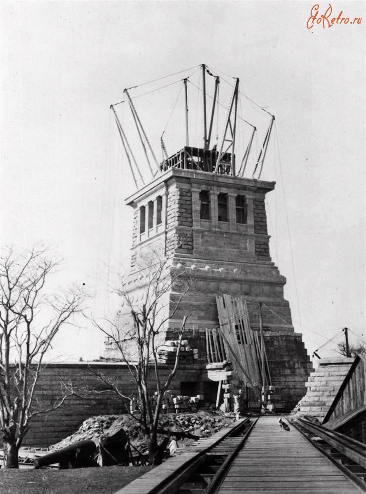 Нью-Йорк - Statue Liberty США,  Нью-Йорк (штат),  Нью-Йорк,  Манхеттен
