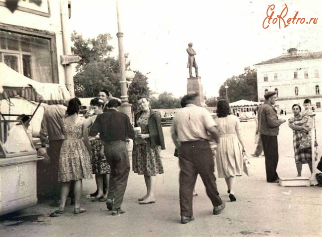 Саратов - На улице Радищева.