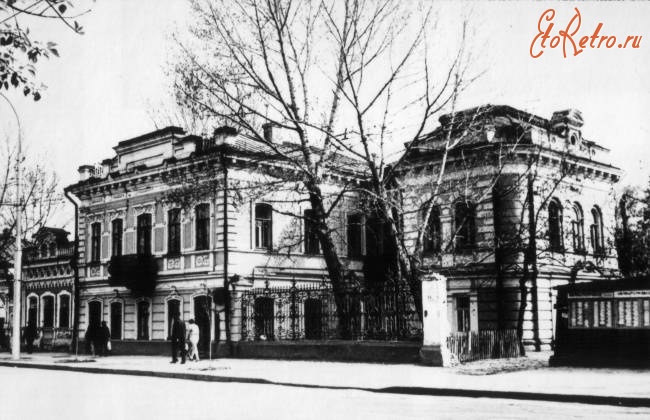 Саратов - Дом Тихомирова (Сибриной),построен в 1887г.