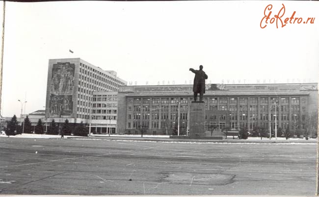 Саратов - Площадь Революции