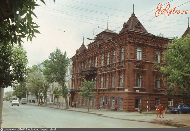 Саратов - Дом Горина на углу проспекта Ленина и Комсомольской