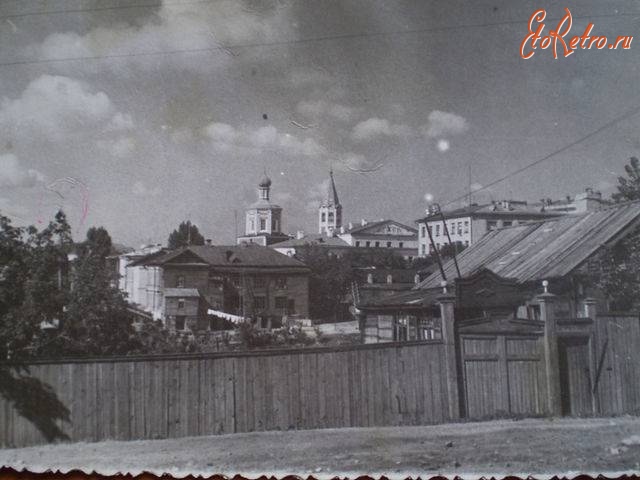 Саратов - Вид на Свято-Троицкий собор от улицы Кирпичной и Лермонтова