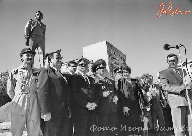 Саратов - Торжественное открытие памятника Ю.А.Гагарину