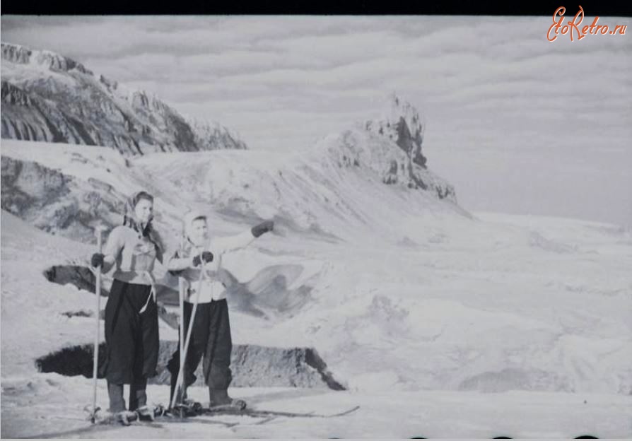 Саратов - Лыжницы на Соколовой горе