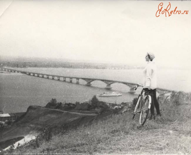 Саратов - Вид на Волгу и мост с Соколовой горы