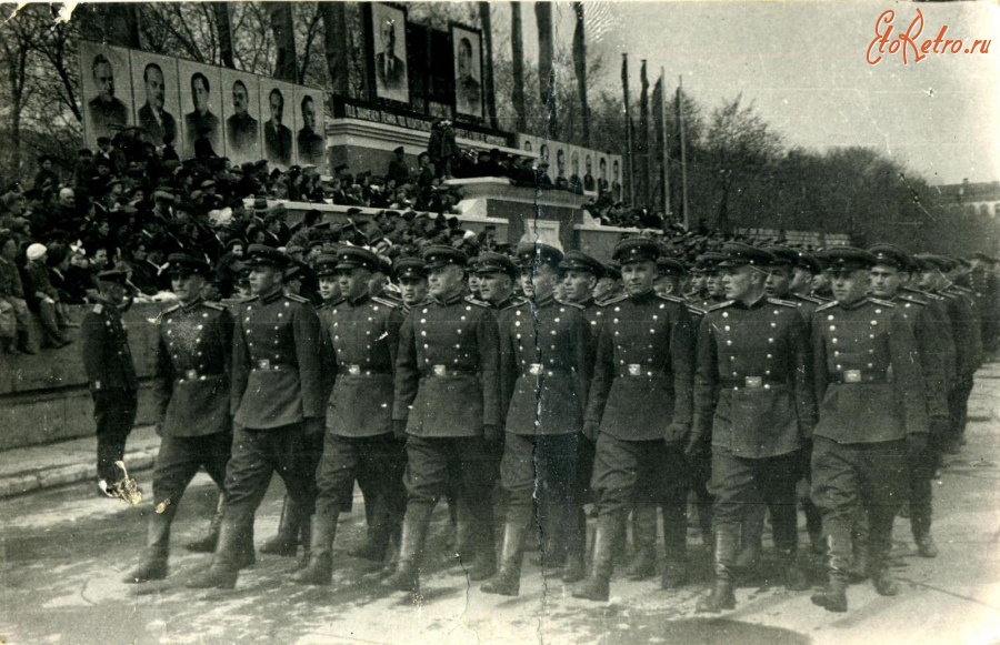 Саратов - Военный парад на 1 мая