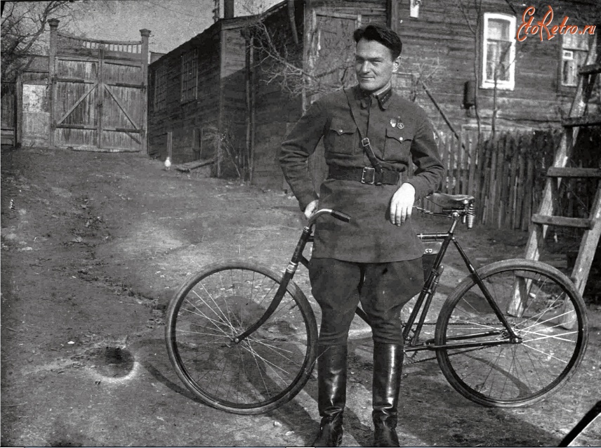 Саратов - Красный командир и велосипед