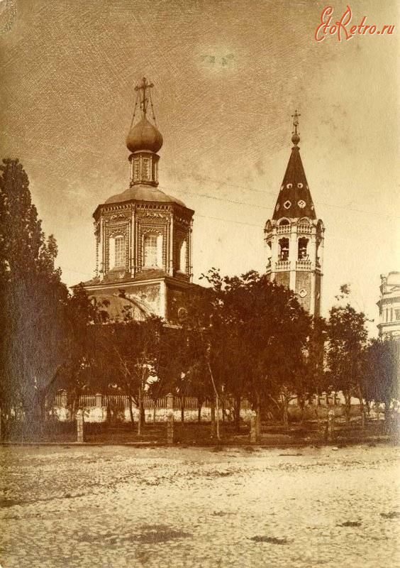 Саратов - Вид на Троицкий собор с Часовенной улицы