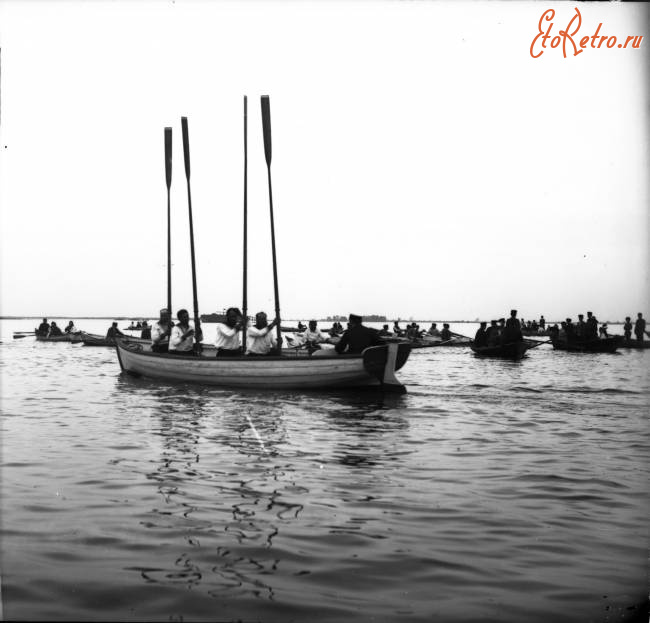 Саратов - Соревнования на гребных лодках