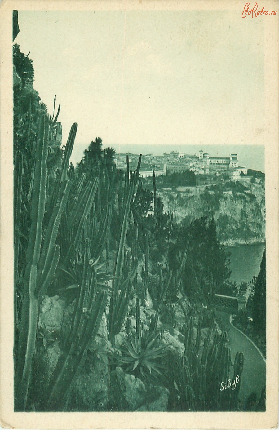 Франция - Монако. Вид из сада Обсерватории на Рок-де-Монако