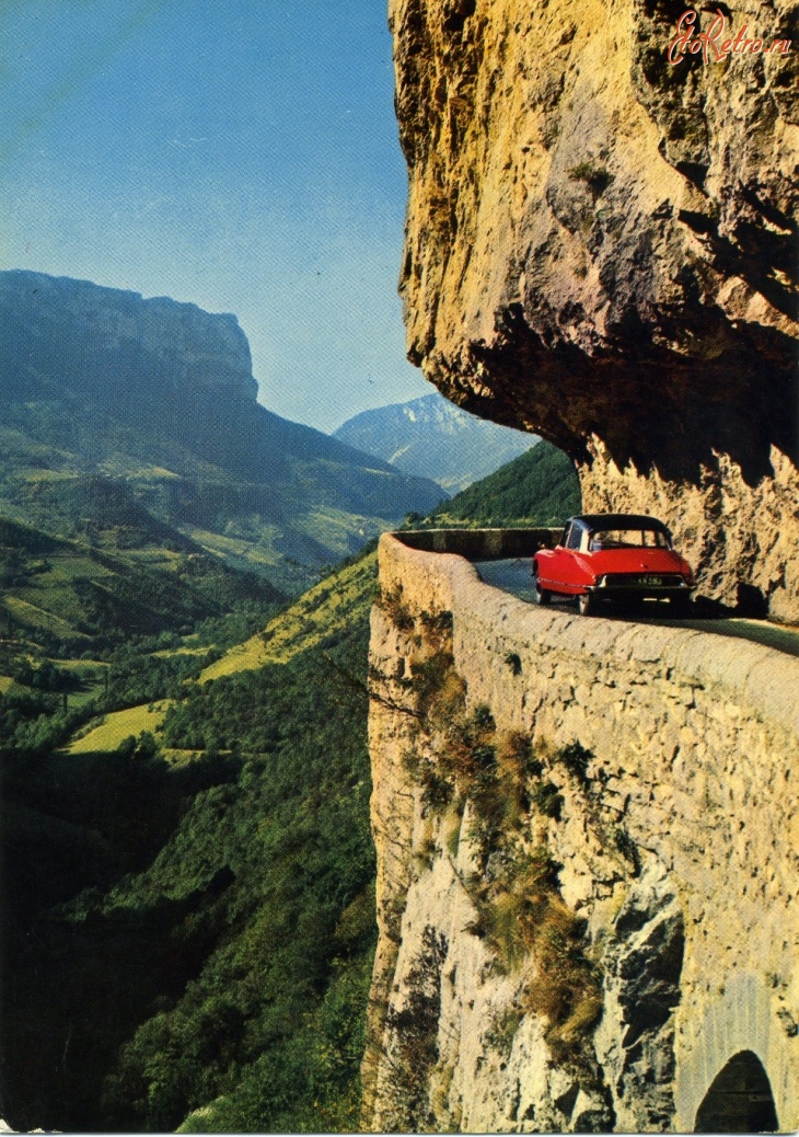 Франция - Дорога в горах
