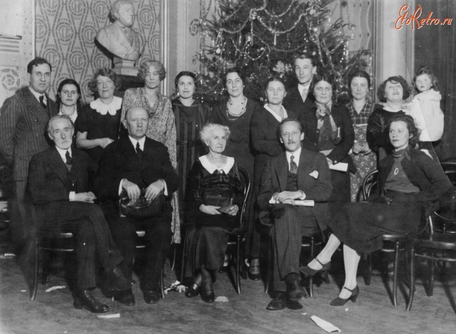 Париж - Сотрудники Тургеневской библиотеки, 1933
