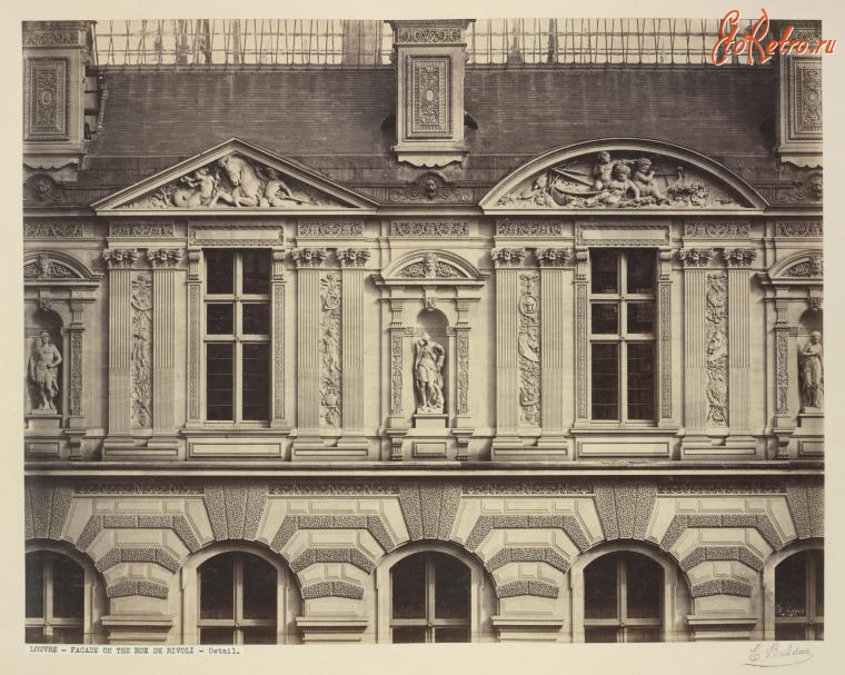 Париж - Лувр. Фрагмент фасада  на Рю де Риволи, 1855-1858