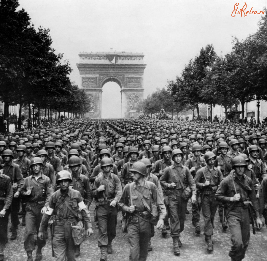 Париж - Американские войска в освобожденном Париже
