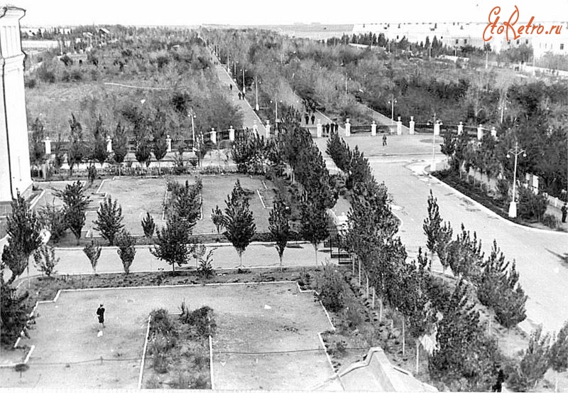 Байконур - Общий вид на солдатский парк.1960-е годы.