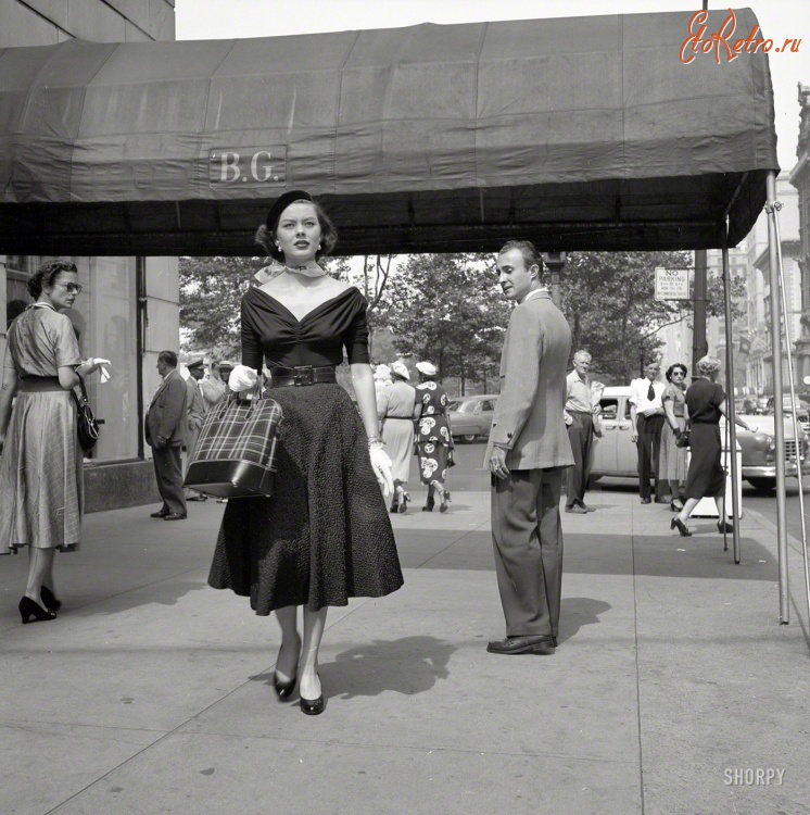 Ретро мода - Манекенщица Дорис Элвин на Пятой авеню